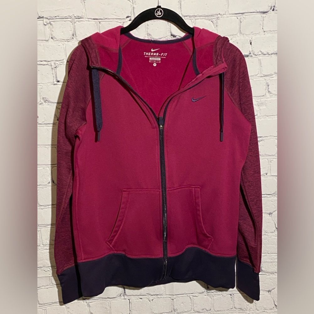 Nike Women's Therma-Fit Hoodie Size M Magenta and Navy Blue